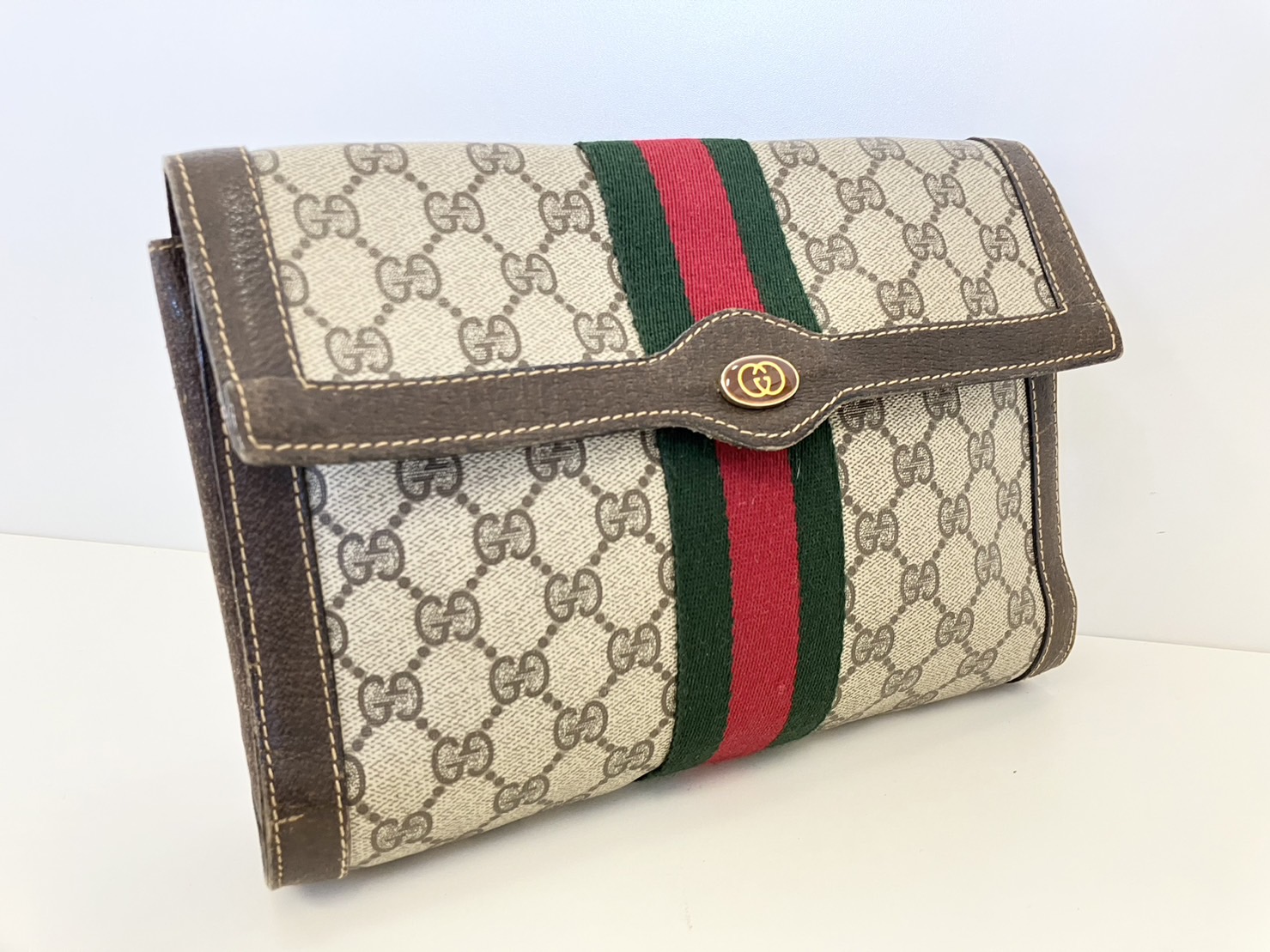 グッチ GUCCI クラッチバッグ セカンドバッグ GG PVCお売りいただきました。 ｜ 不用品買取を依頼するならコストパフォーマンスに優れ